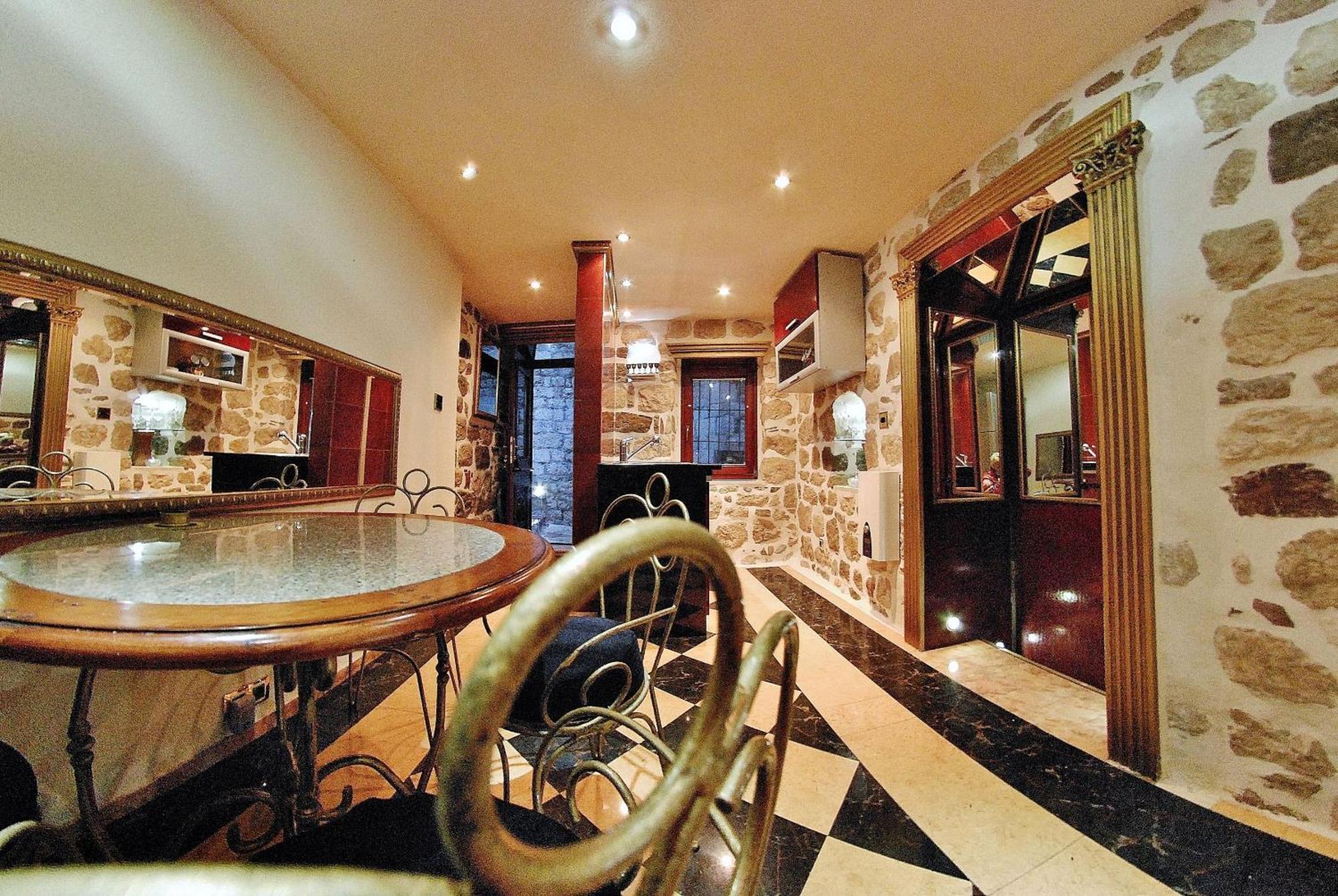 Cattaro Royale Apartment Экстерьер фото